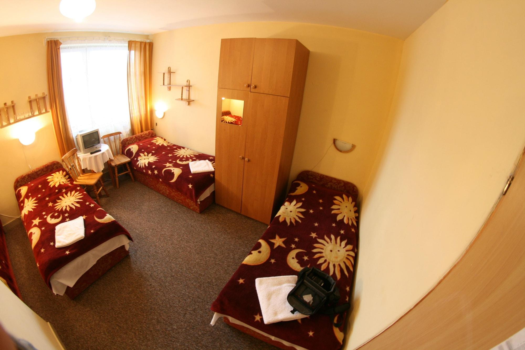 Hotel Daisy Budget Krasków Εξωτερικό φωτογραφία