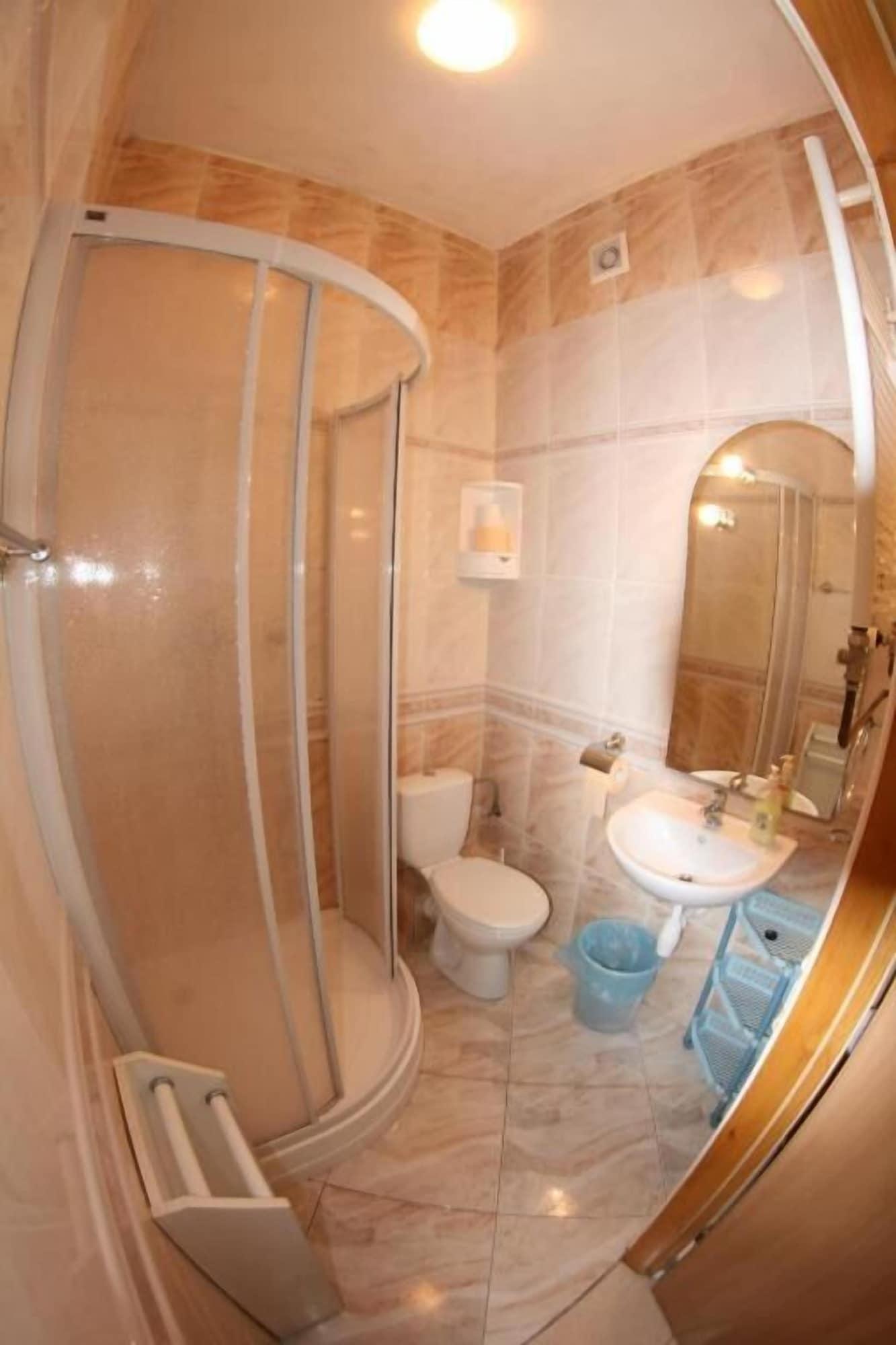 Hotel Daisy Budget Krasków Εξωτερικό φωτογραφία
