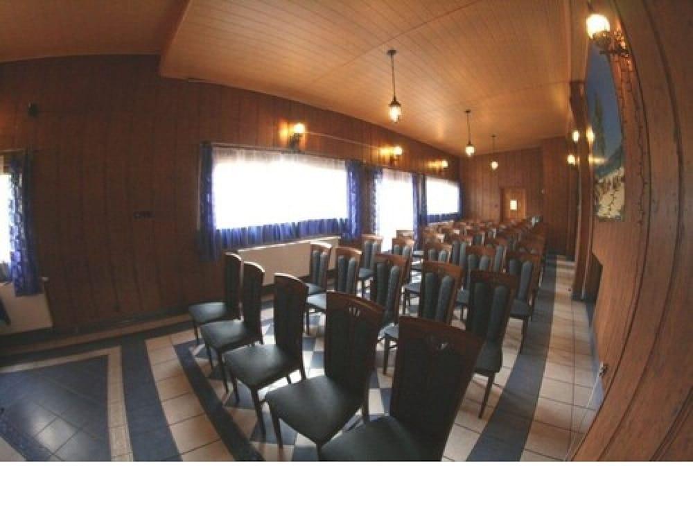 Hotel Daisy Budget Krasków Εξωτερικό φωτογραφία