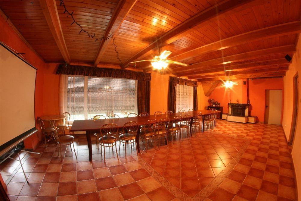 Hotel Daisy Budget Krasków Εξωτερικό φωτογραφία