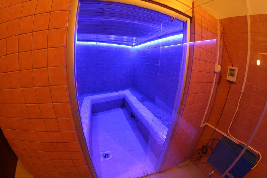 Hotel Daisy Budget Krasków Εξωτερικό φωτογραφία